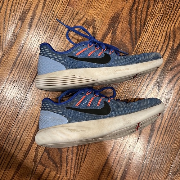 Nike Kids Lunarglide 8 sneaker size 5.5 - Picture 3 of 10